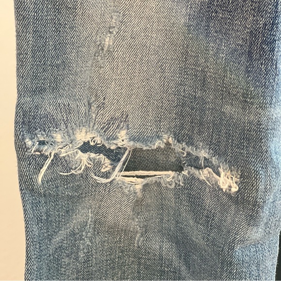 Citizens of Humanity Vintage Flare Jeans with a 70s Vibe - Picture 11 of 14